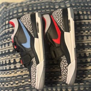 Air Jordan Legacy 313 Low